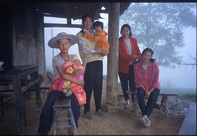 ../previews/008-9_family1.jpeg.medium.jpeg